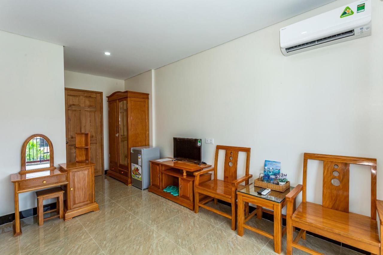 Oyo 325 Mai Hung Hotel Duong Dong Exterior foto