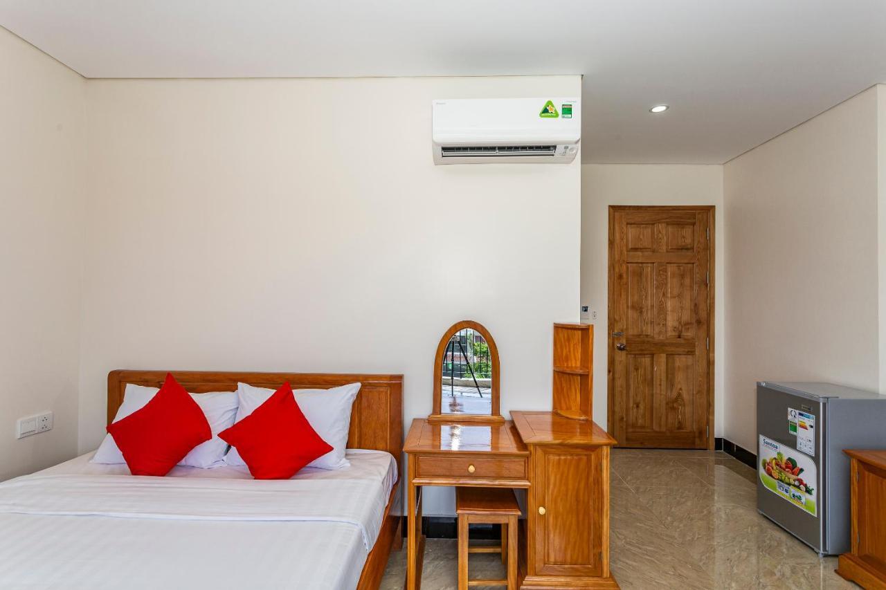 Oyo 325 Mai Hung Hotel Duong Dong Exterior foto