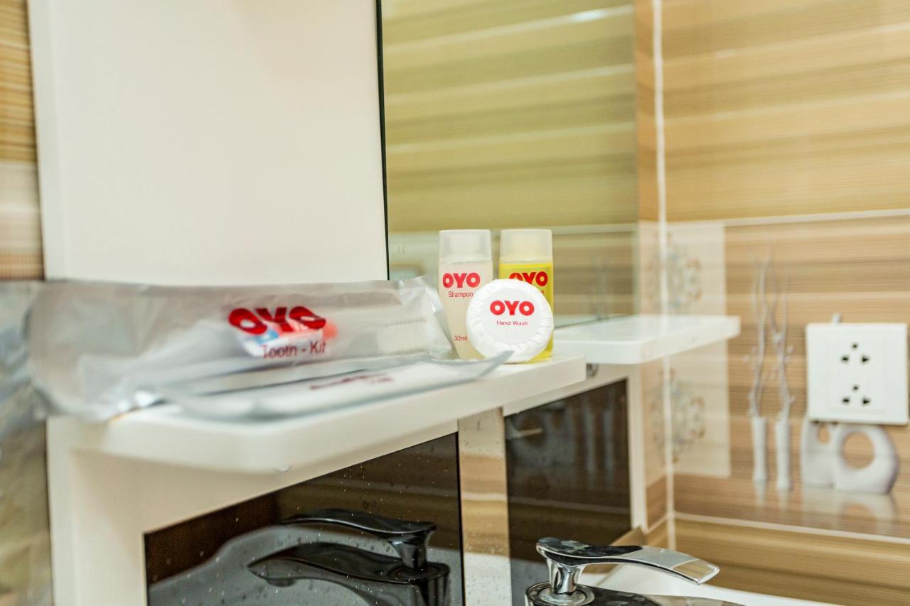 Oyo 325 Mai Hung Hotel Duong Dong Exterior foto